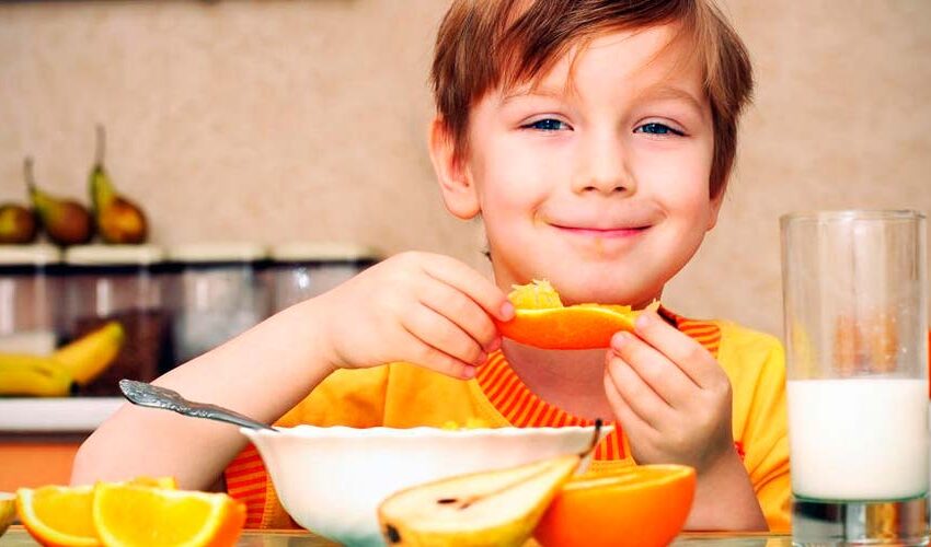 La importancia de una buena alimentación en los niños